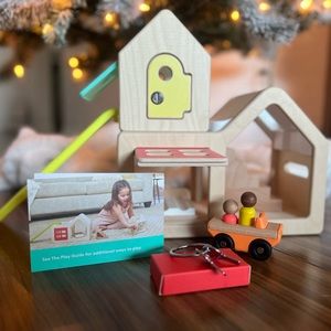 Lovevery Modular Playhouse, Garage, Peg People, Speedster NEW!